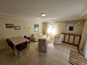 Lovely 2-bedroom condo with pool, Oba district
